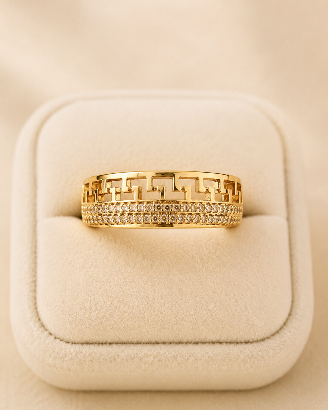 Gold Geometric Sparkle Band Ring